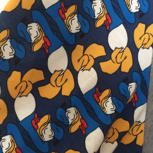 Lularoe Donald Duck Randy - Picture 4 of 4